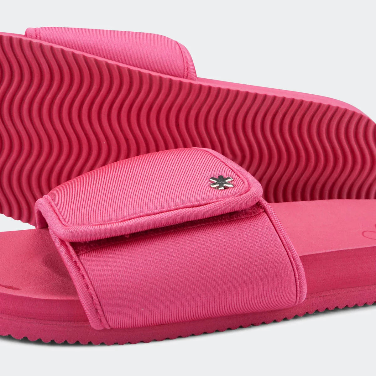 life style | pool*velcro