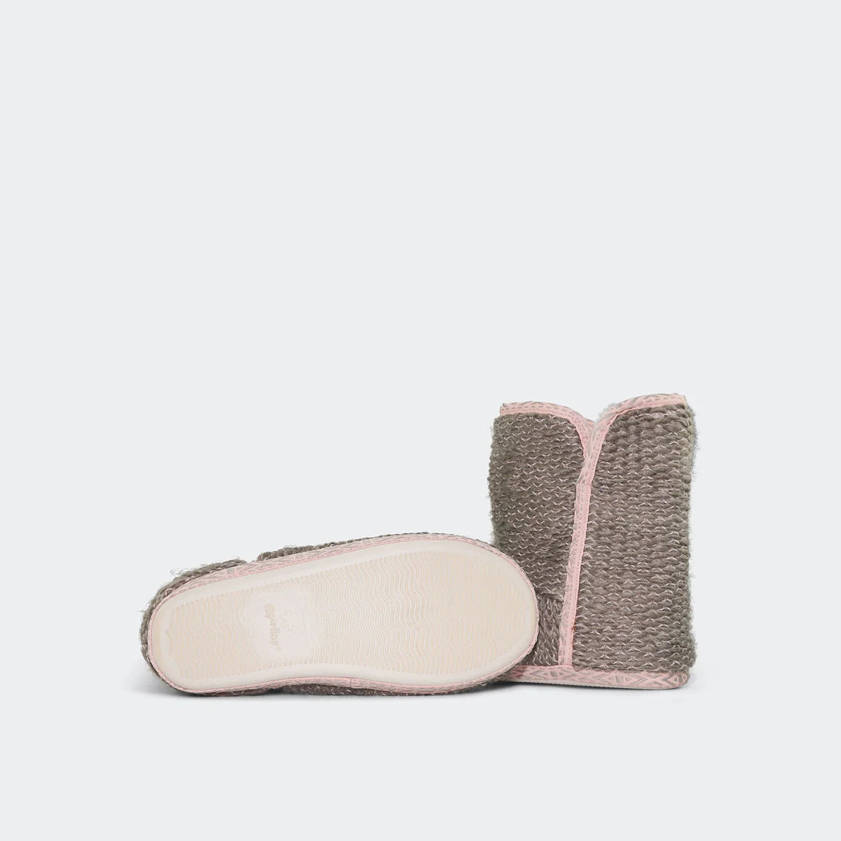 home | knit*folded