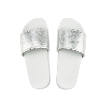 life style | pool metallic cracked